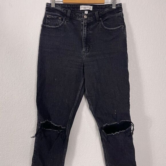 Abercrombie & Fitch Black The Mom High Rise Ripped Knees Jeans - Picture 3 of 8